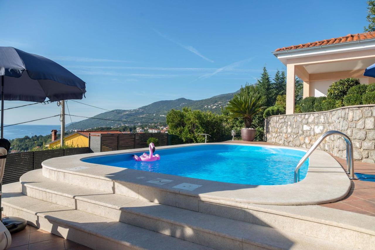 Apartments Villa Adore Ičići Екстериор снимка