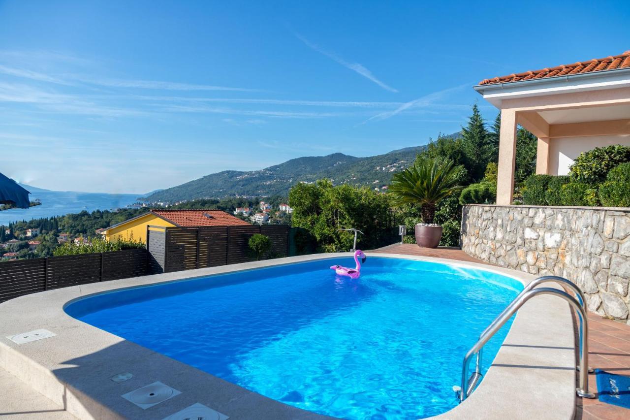Apartments Villa Adore Ičići Екстериор снимка