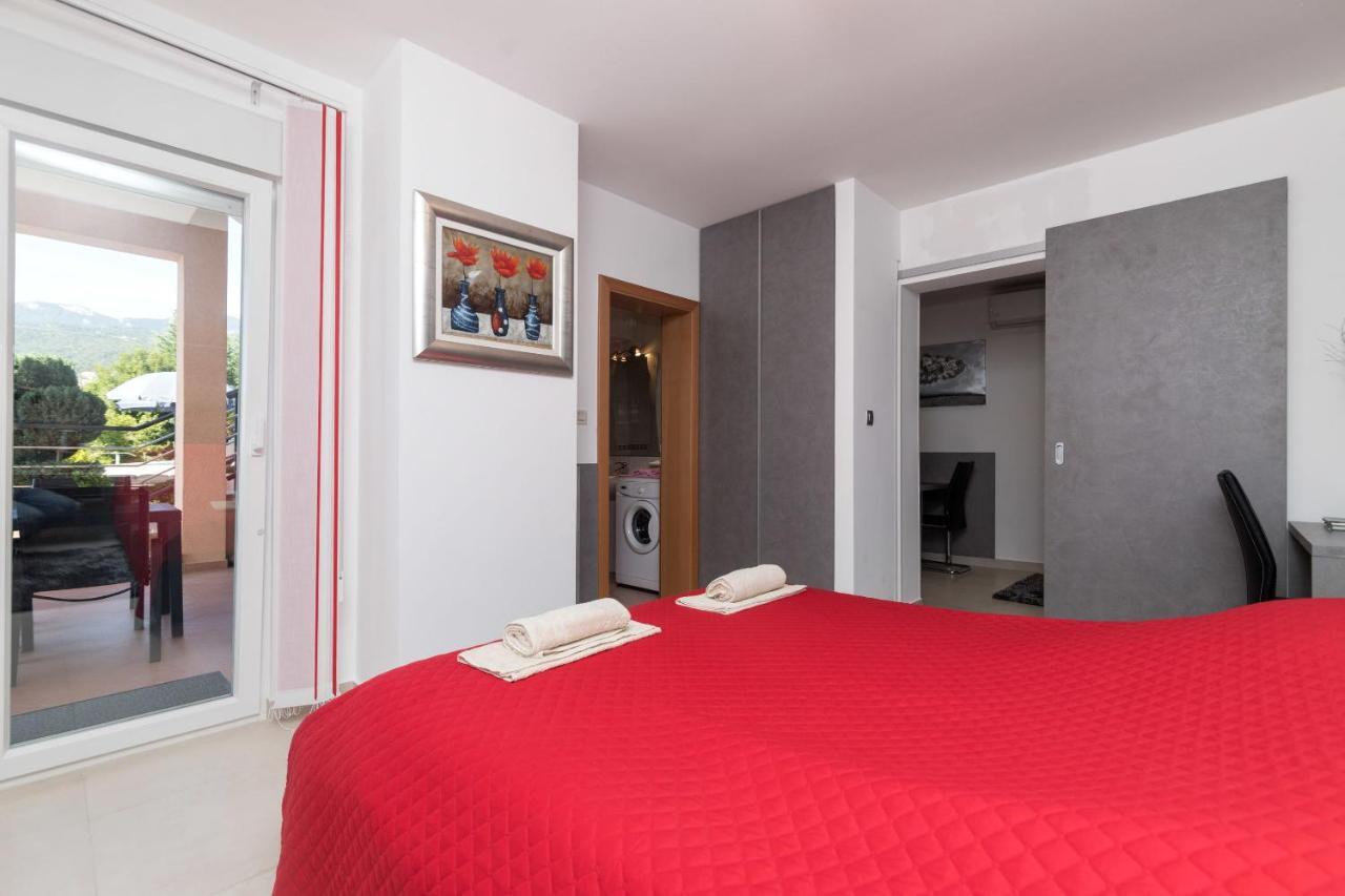 Apartments Villa Adore Ičići Екстериор снимка